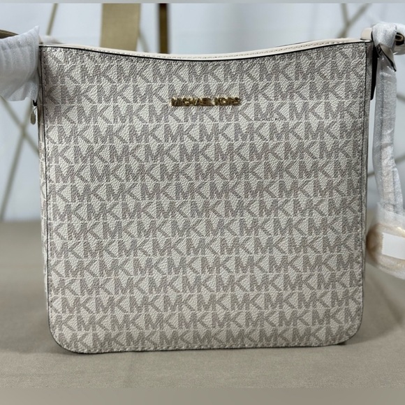 NWT MICHAEL KORS Jet Set Travel Crossbody